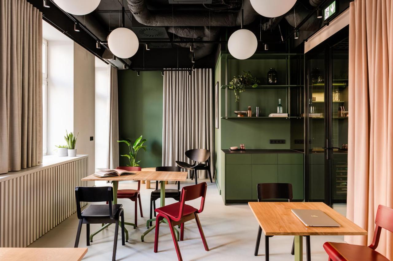 Plantonia Aparthotel Kraków Exteriör bild
